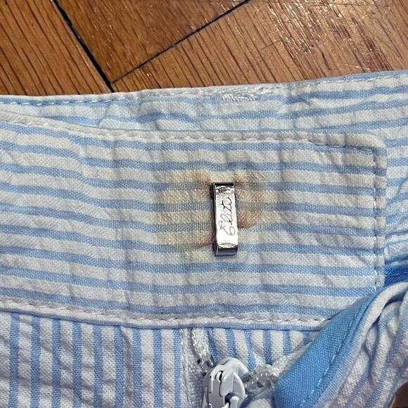 Preppy Seersucker Shorts by TF Laurence Size 5 Sharks Embroidered READ DESCRIPT - Picture 7 of 11